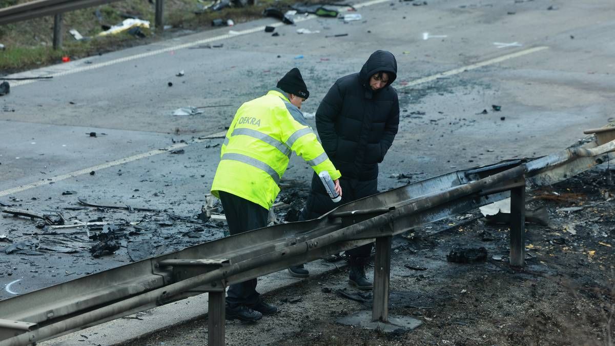 Unfall Bad Langensalza Mit Sieben Toten - War Der Fahrer Betrunken ...