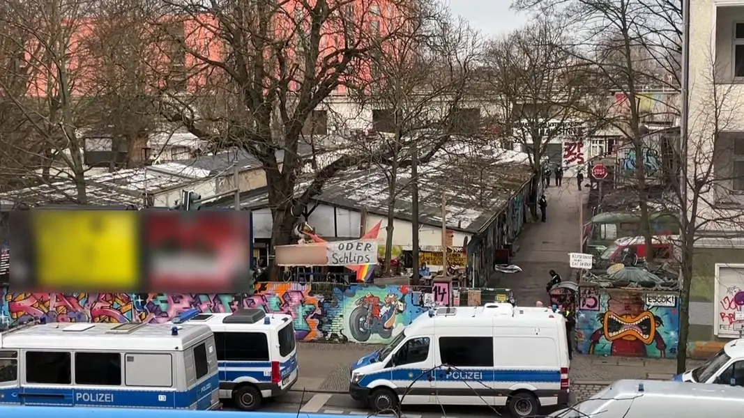 RAF -Fahndung In Berlin: Garweg Lebte Wohl In Einem Bauwagen RAF BFN DE